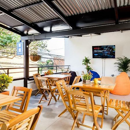 Medellin Backpacker Hostel מראה חיצוני תמונה