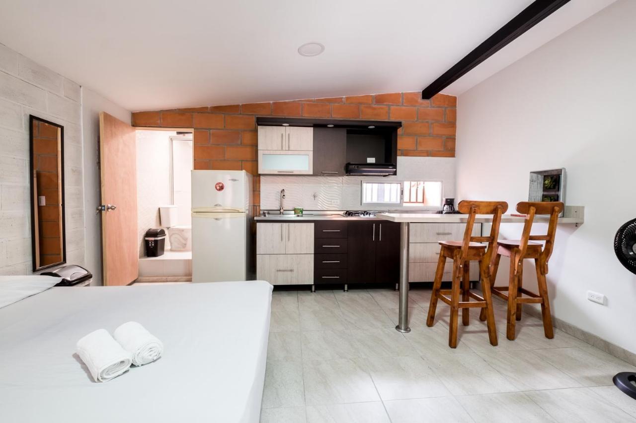 Medellin Backpacker Hostel מראה חיצוני תמונה