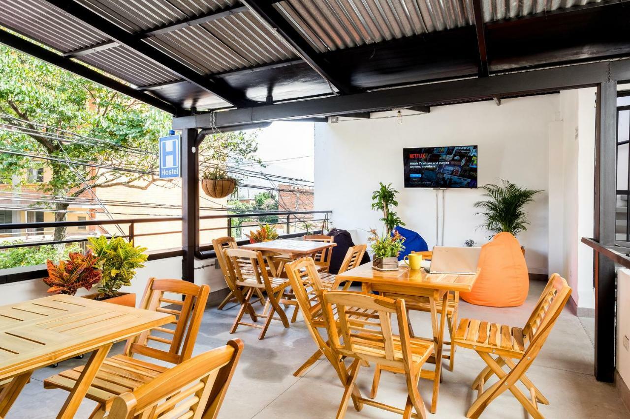 Medellin Backpacker Hostel מראה חיצוני תמונה